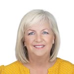 Becky Ellis | Southern Utah Real Estate - @she.sold.it - Instagram