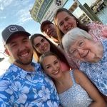 Becky Pemberton - @becky.pemberton.33 - Instagram