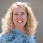 Becky Farley - @themeditatingmom - Instagram