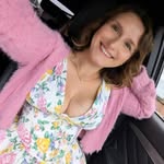 Becky Flowers - @beckysimone - Instagram