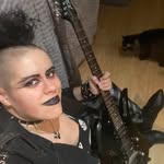 Becky Gamble - @beckybat19 - Instagram