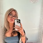 Becky - @beckylawrencexx - Instagram