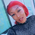 BECKY LEON - @_kare_ee - Instagram