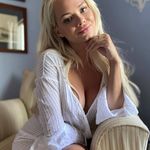 becky Mark - @beckymark14 - Instagram