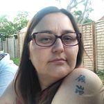 Becky McCarthy - @beck76_6 - Instagram