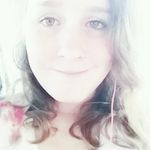 Becky moen - @beckymoen1229 - Instagram
