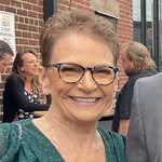 Becky Caylor Mueller - @livingonpointsandprayers - Instagram