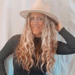 Becky Rhoades | 𝑯𝒂𝒊𝒓𝑨𝒏𝒂𝒍𝒚𝒔𝒊𝒔 | Holistic practitioner - @roots4health - Instagram