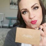 Becky Rust - @brbeautyhacks - Instagram