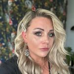 Becky Stringer - @beckystringer89 - Instagram