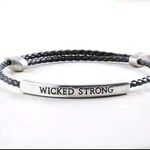 Becky Strong - @becky.strong.7509836 - Instagram