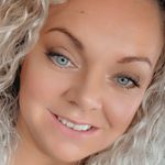 Becky Voce - @beckyvoce - Instagram