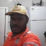 Bee Daniels - @avavui - Instagram