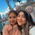 Brenda Rojas - @beedizzlefoshizzle - Instagram