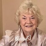 Bee Downey - @_downeybee_ - Instagram