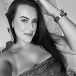 Bee Evans - @beaevans95 - Instagram