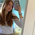 Bee - @bee_jones_ - Instagram