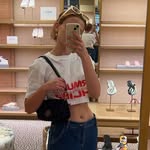 Bee Jones - @bee_j0nes - Instagram