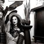 B🍁🍄🖤 - @beemackiinn - Instagram
