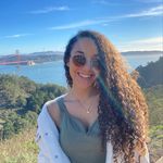 Bee Martins - @bee__martins - Instagram