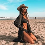 Belen Martinez - @beelumartinez - Instagram