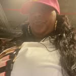 Bee Moore - @respect.vs.peso - Instagram