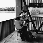 Bee 🐝 - @beesmithmusicofficial - Instagram