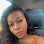 Bee Smith - @skinniebea - Instagram