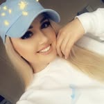 Bee Taylor - @blossomandbee_ - Instagram