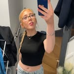 Bee Taylor x - @bee.taylor07 - Instagram
