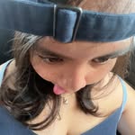 B - @bee_tokkk - Instagram