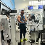 Bee Vang - @bee_strong_n_beefy - Instagram