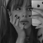 Lou - @beeyuice - Instagram