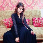 Beenish Javed - @beeniii.javed.56 - Instagram
