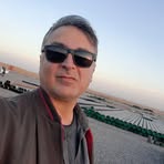 Behrooz Naderi - Facebook