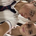 Bella Barlow - Facebook