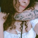 Bella Baxter - Facebook