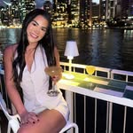 Bella - @bellabergen - Instagram