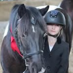 Bella Bond - Facebook