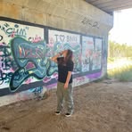 Bella Bond - Facebook