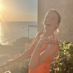 B - @bellabuck__ - Instagram