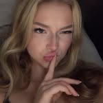 bellla ' ! - @bellaclinee - Instagram