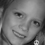 Bella Collins - @_isabella_collins_2003 - Instagram