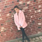 Bella Collins - @bellacollins68 - Instagram