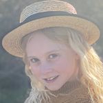 Bella Cross - @bella_cross_123 - Instagram