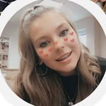 Bella curry - @ipski0909 - Instagram