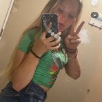 Bella Curry - Facebook