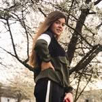 @bella_davidova77 - Instagram
