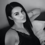 Bella De Santis - @bella_cinephile - Instagram
