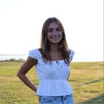 Bella Desantis - Facebook